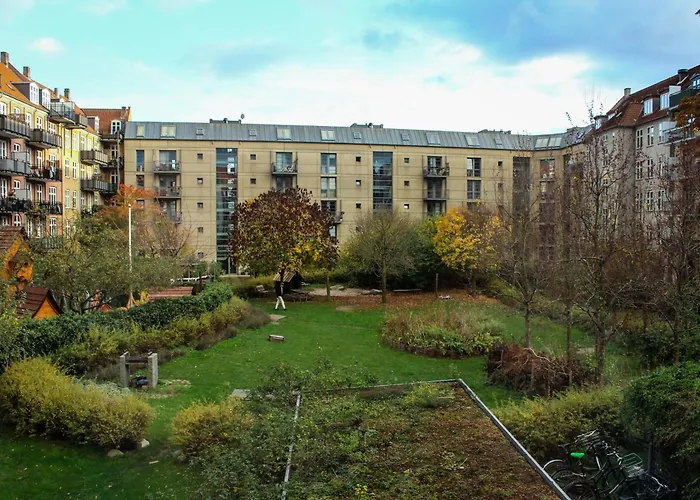 Centrally Located 4 Room